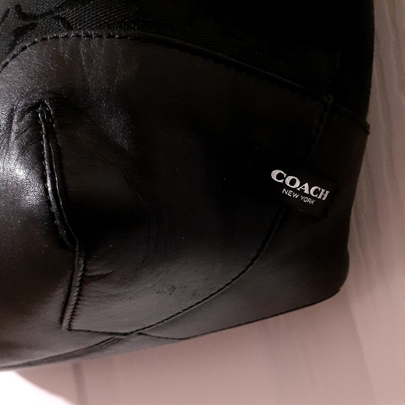 Coach Black Signature Tote Bag - Picture 14 of 14